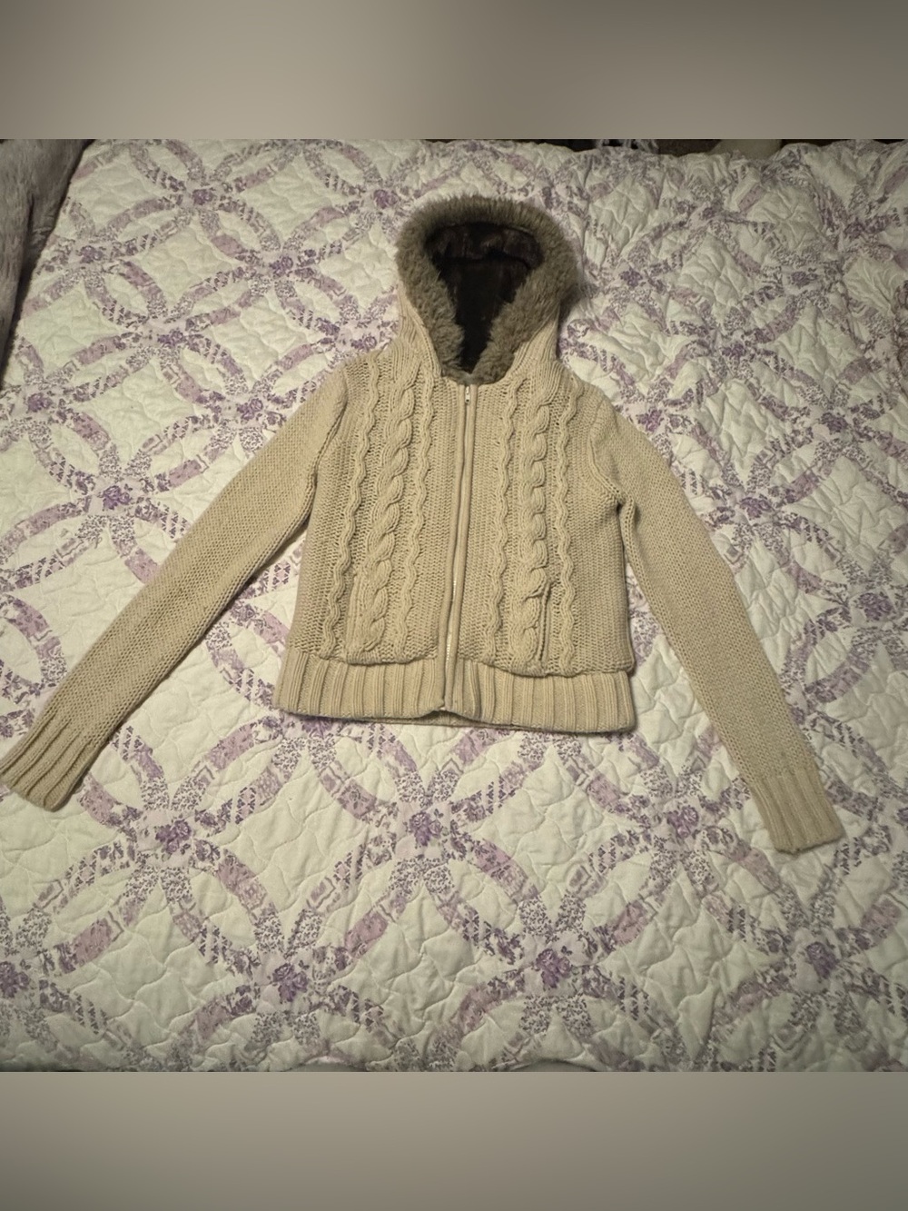 dELiA*s Cream Cable-Knit Hooded Zip bomber with Faux-Fur Trim Y2K